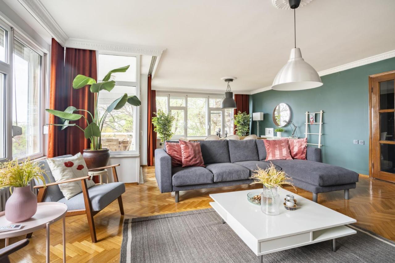 Spacious Flat Near Caddebostan Coast Lägenhet Istanbul Exteriör bild