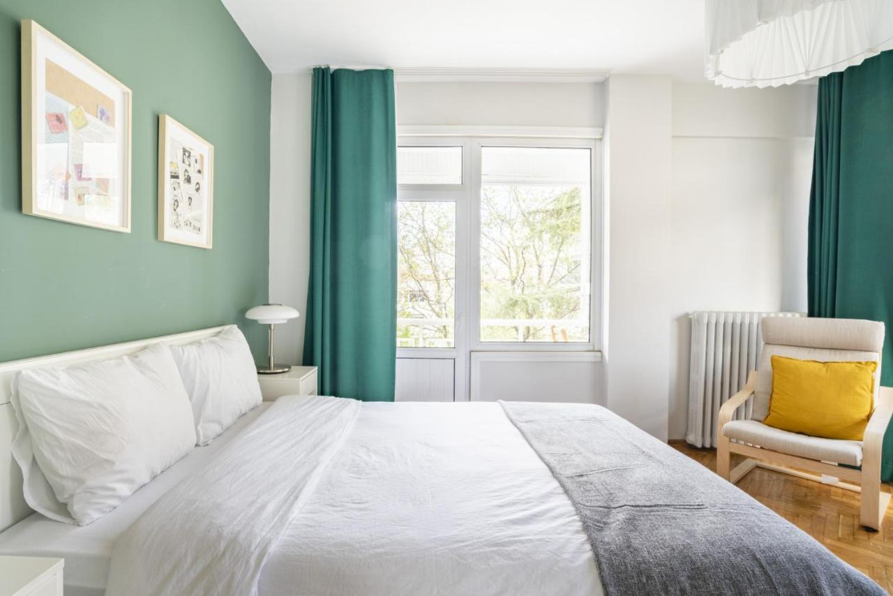 Spacious Flat Near Caddebostan Coast Lägenhet Istanbul Exteriör bild